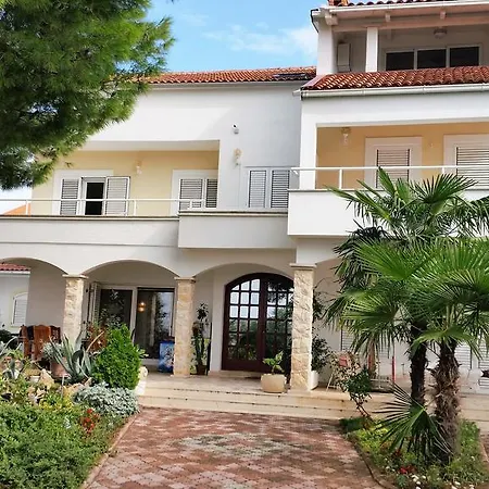 Lejlighed Little Castle *