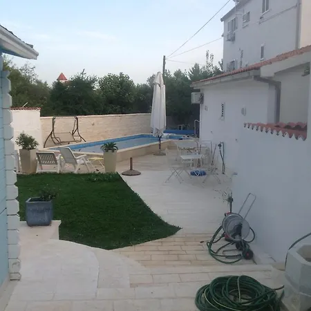 Little Castle דירה *
