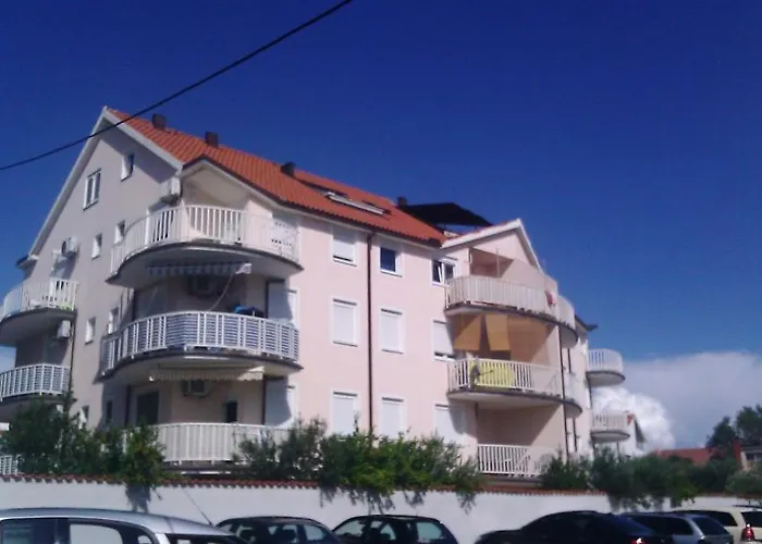 Little Castle * Vodice